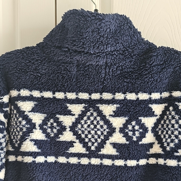 NWT Lucky Brand Geo Print Faux Fur Zip Teddy Jacket Large. Navy/Ivory - Picture 15 of 16